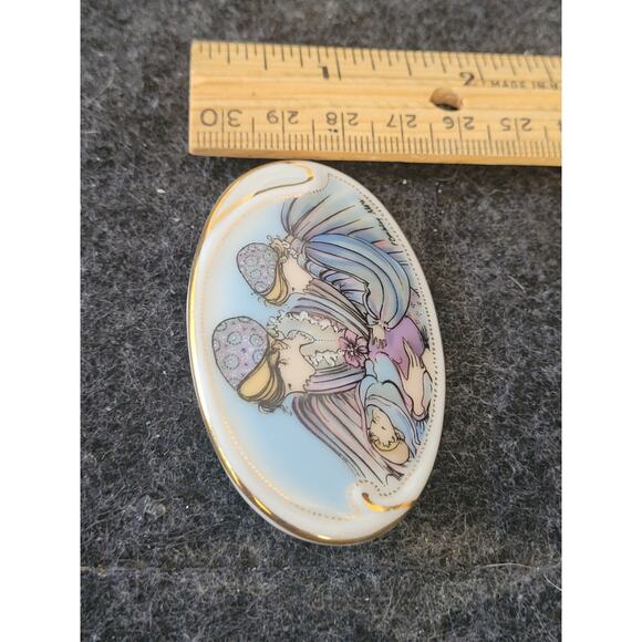Vintage P. Buckley Moss 1990 Brooch Painted Mother Daughter Newborn - Picture 4 of 6